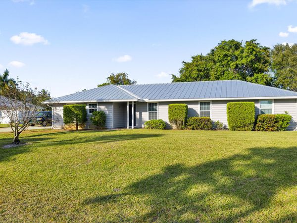 3561 SE Micanopy Terrace, Stuart, FL 34997