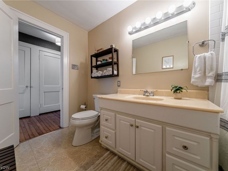 1305 W 114th Street, Cleveland, OH 44102 Photo 29