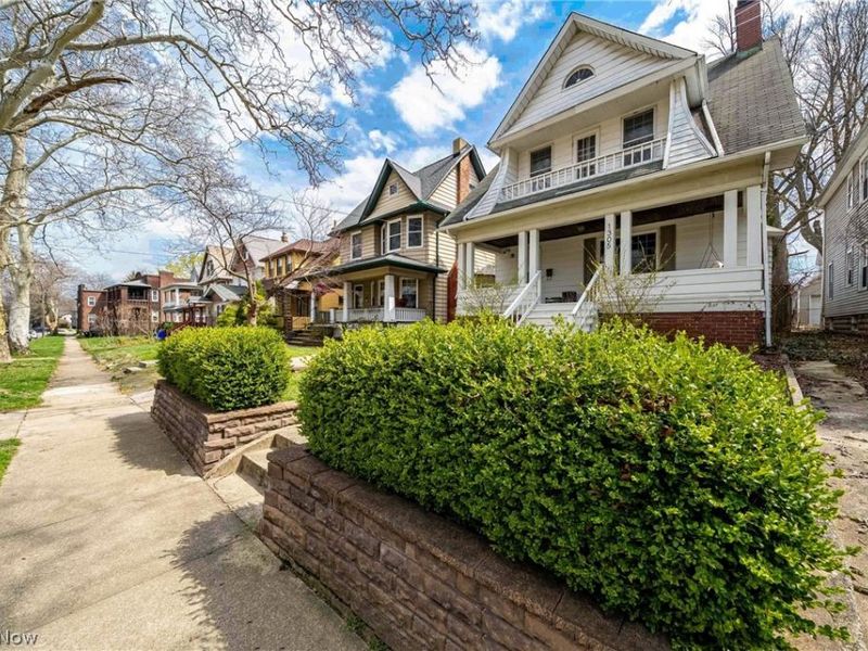 1305 W 114th Street, Cleveland, OH 44102 Photo 3