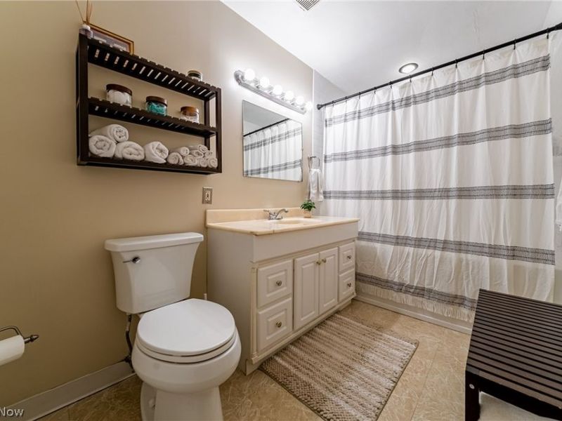 1305 W 114th Street, Cleveland, OH 44102 Photo 30