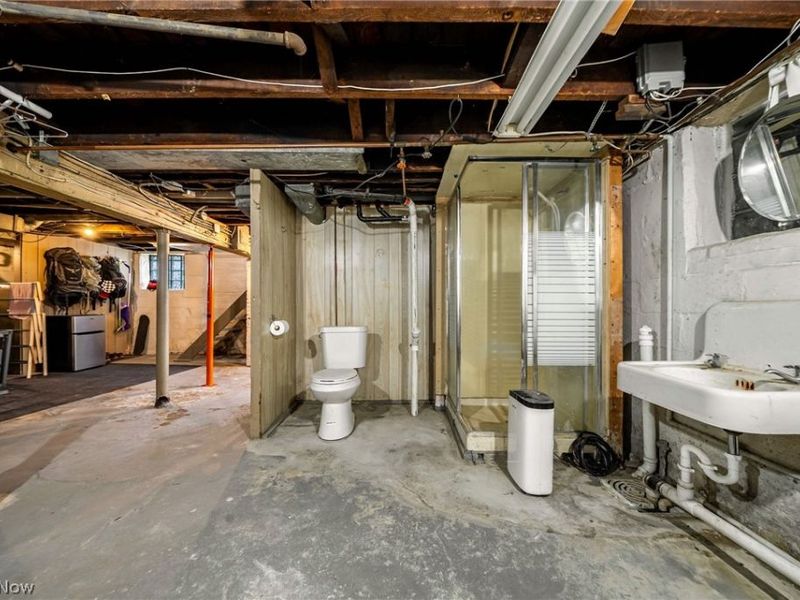 1305 W 114th Street, Cleveland, OH 44102 Photo 38