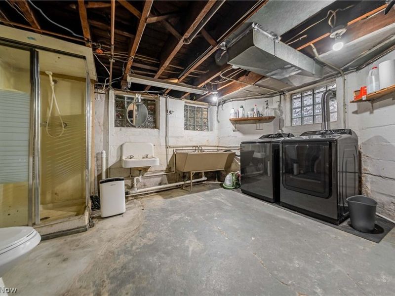 1305 W 114th Street, Cleveland, OH 44102 Photo 39