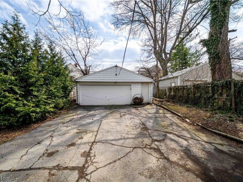 1305 W 114th Street, Cleveland, OH 44102 Photo 43