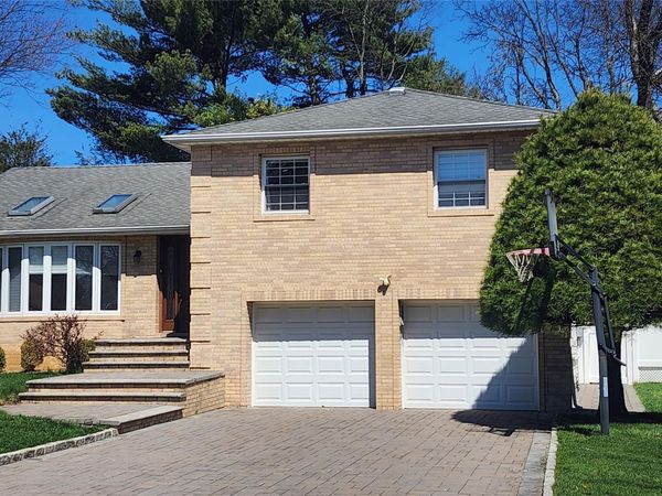 51 Ivy Drive, Jericho, NY 11753