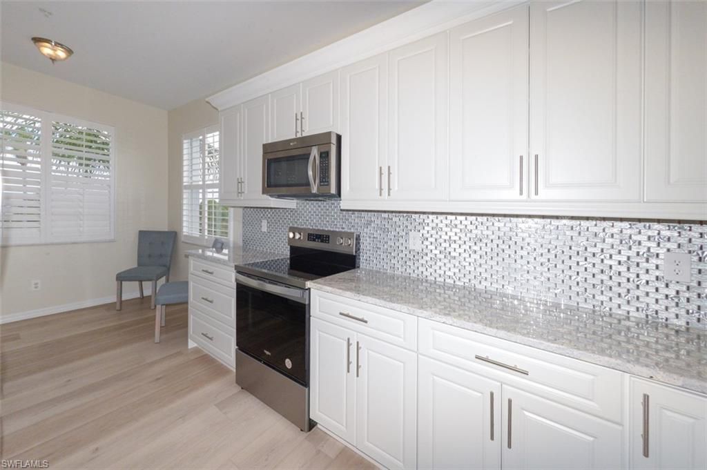 8106 Queen Palm Ln, Unit 131, Fort Myers, FL 33966 Photo