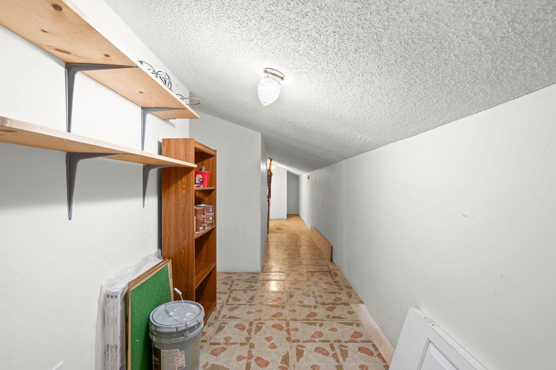 9673 Kings Grant Dr. Photo 25