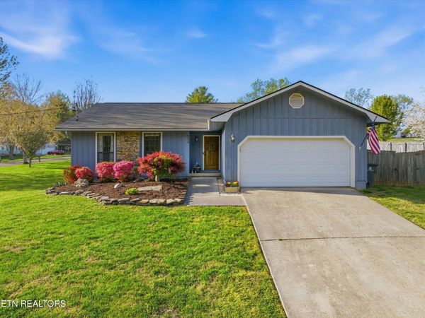 234 Mount David Drive, Knoxville, TN 37920