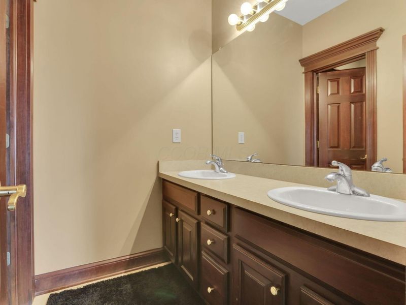 8547 Heather Lake Drive NW, Canal Winchester, OH 43110 Photo 35