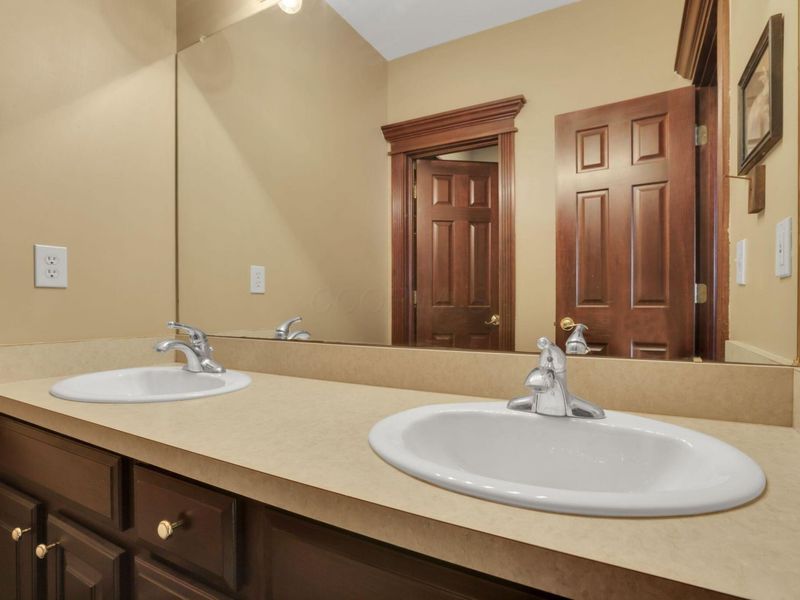 8547 Heather Lake Drive NW, Canal Winchester, OH 43110 Photo 36
