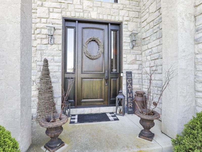 8547 Heather Lake Drive NW, Canal Winchester, OH 43110 Photo 4