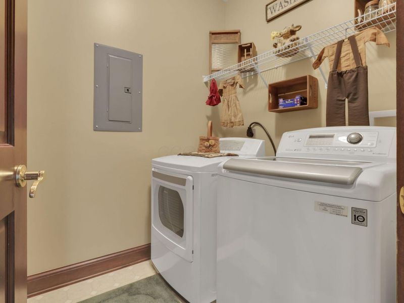 8547 Heather Lake Drive NW, Canal Winchester, OH 43110 Photo 42