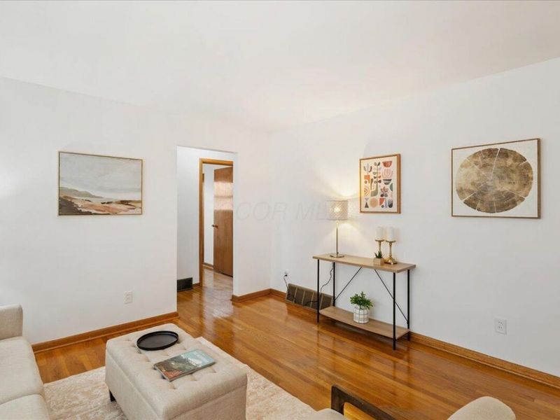 1170 Saint Agnes Avenue , Columbus, OH 43204 Photo 6