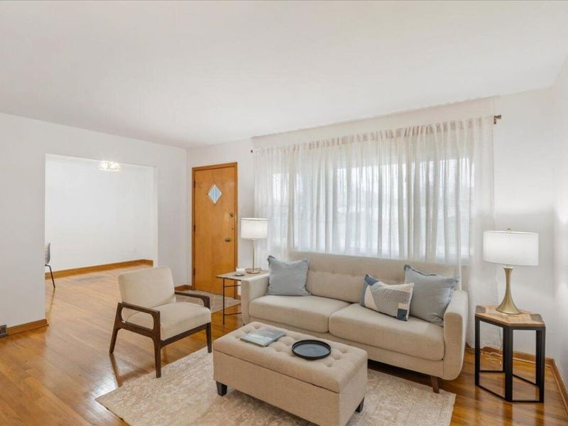 1170 Saint Agnes Avenue , Columbus, OH 43204 Photo 7