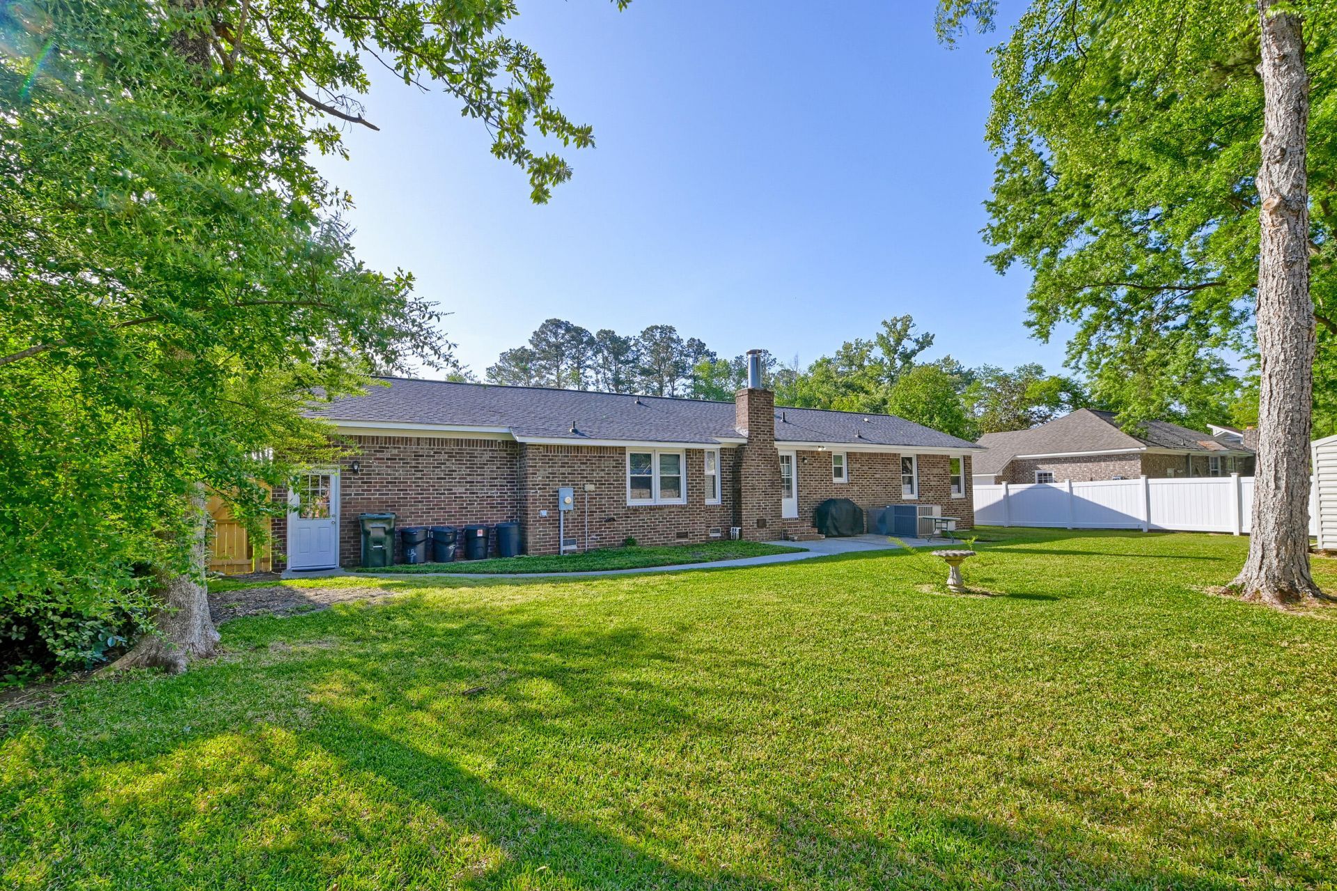 704 Cluster Pines Road Photo 10