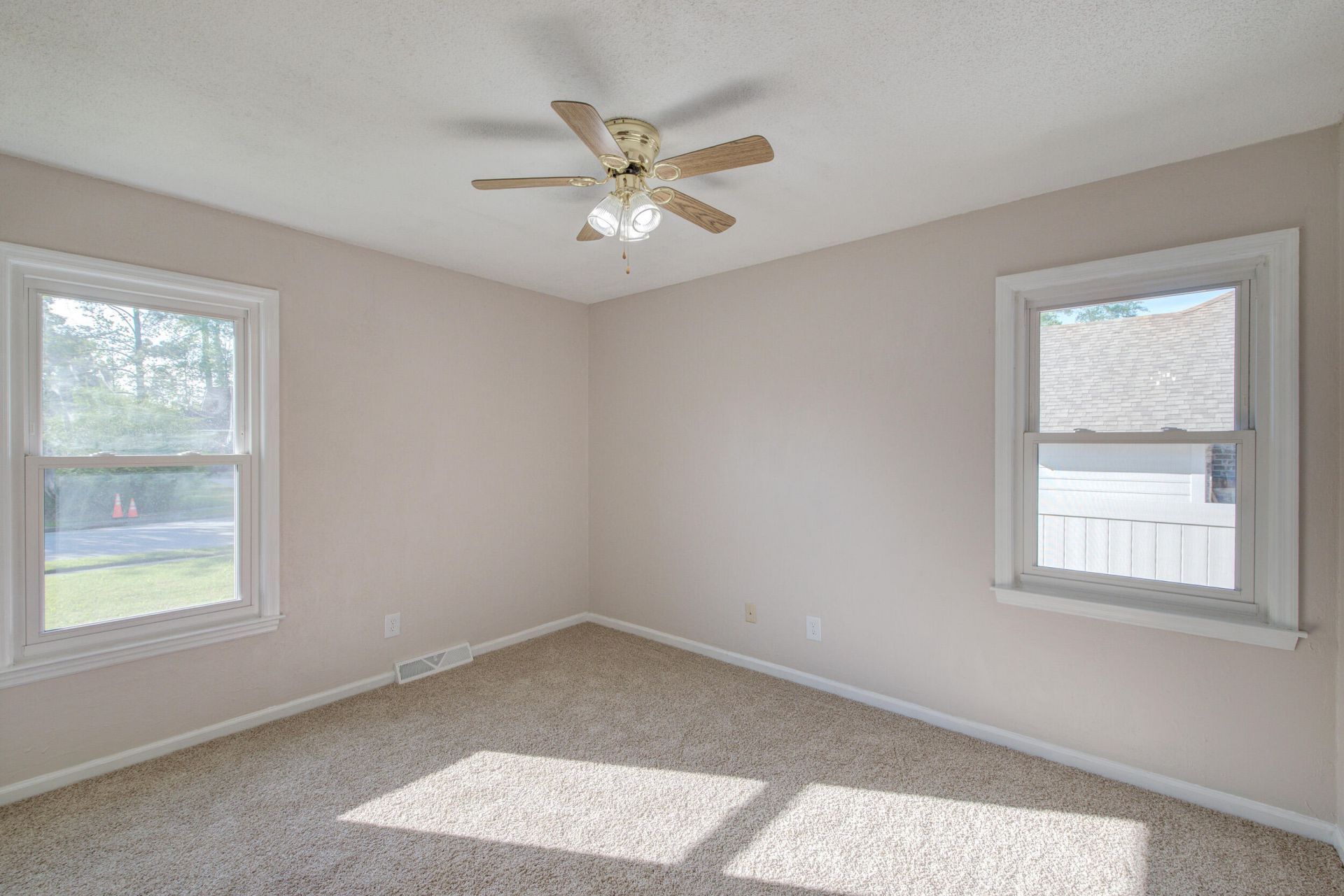 704 Cluster Pines Road Photo 19