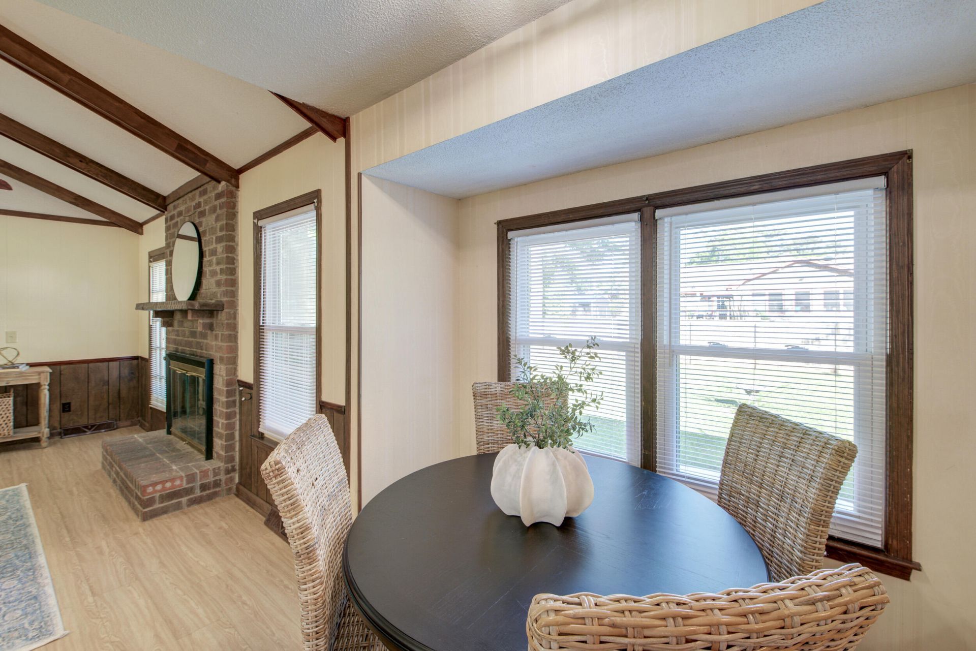 704 Cluster Pines Road Photo 7