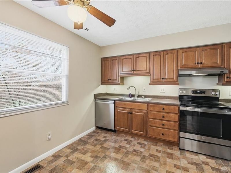 6606 Knottypine Drive, Cincinnati, OH 45230 Photo 16