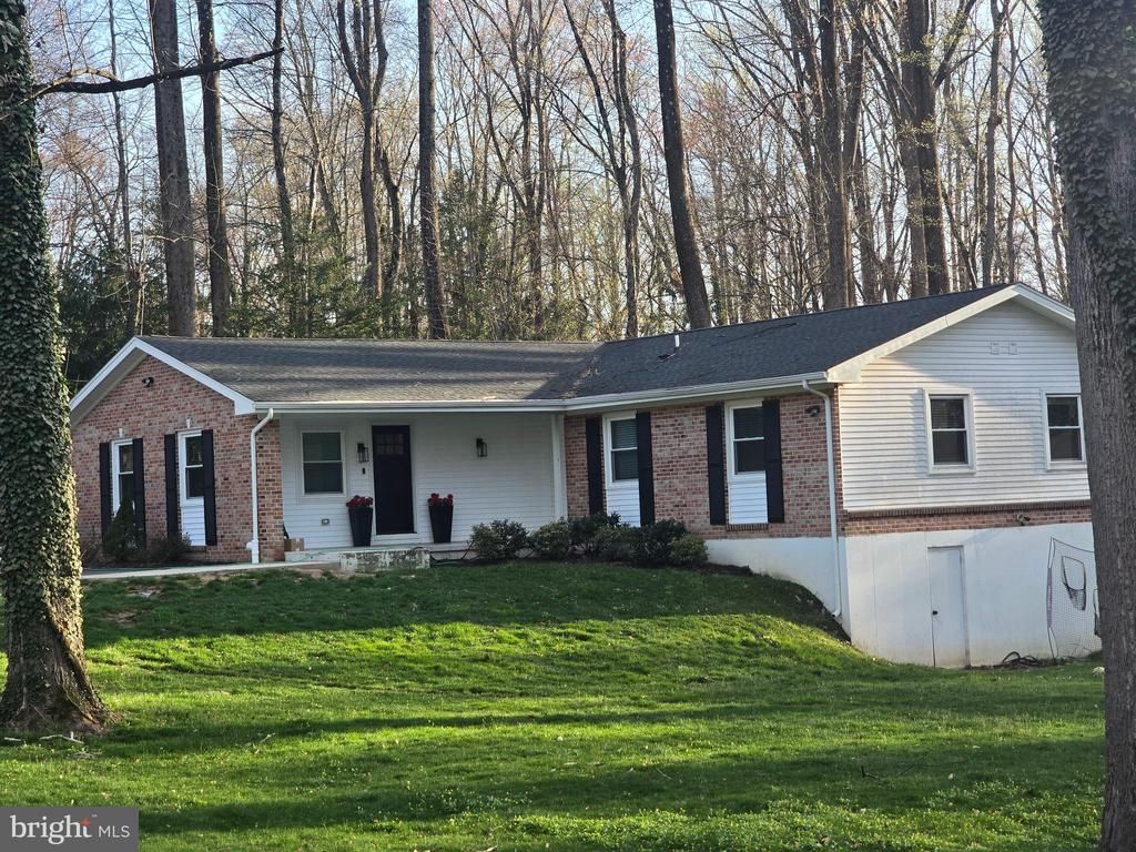 66 Springs Drive, Doylestown, PA 18901 Main Photo