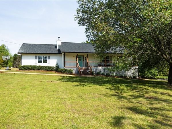 695 Cooper Road , Social Circle, GA 30025