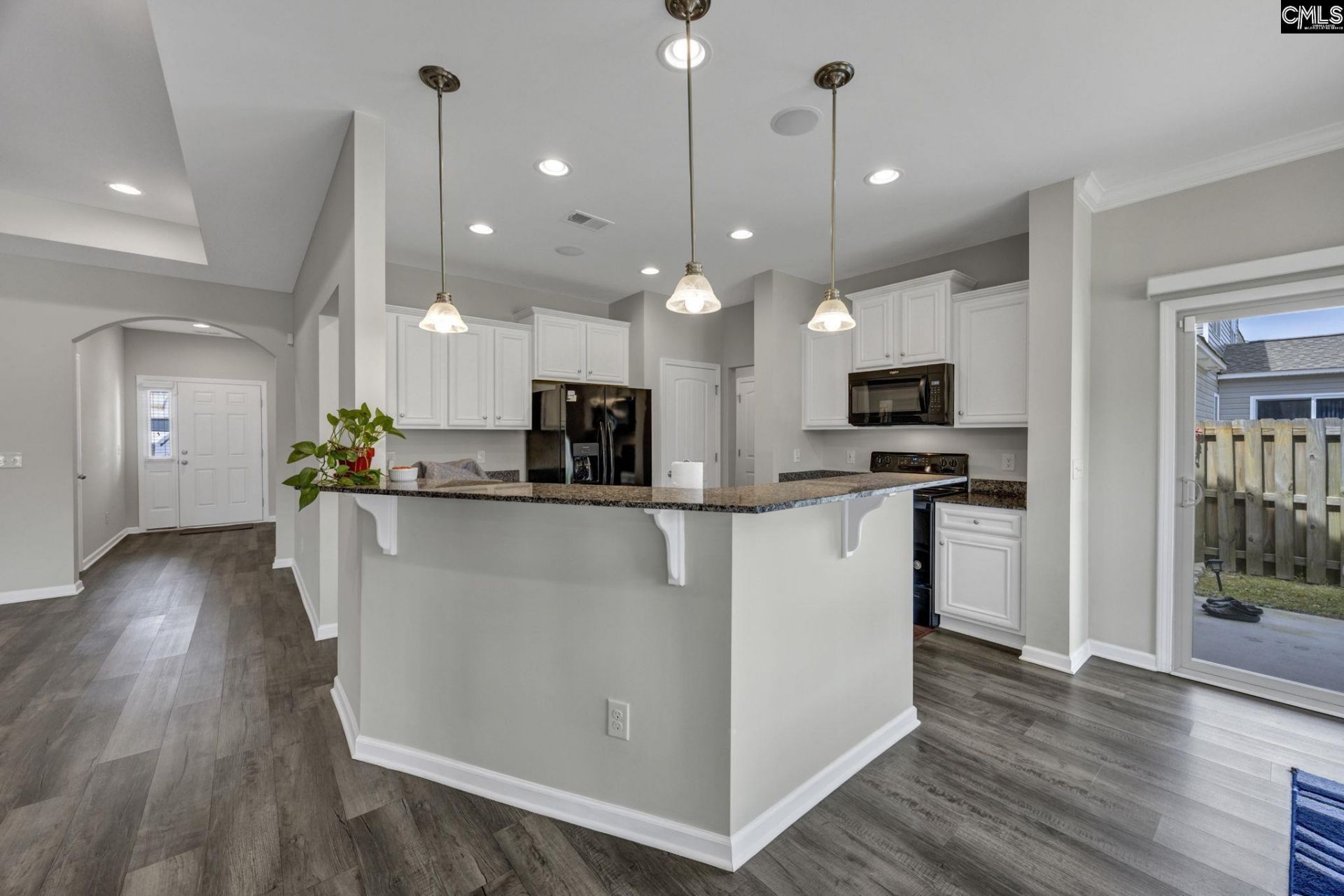 76 Texas Black Way Photo 16