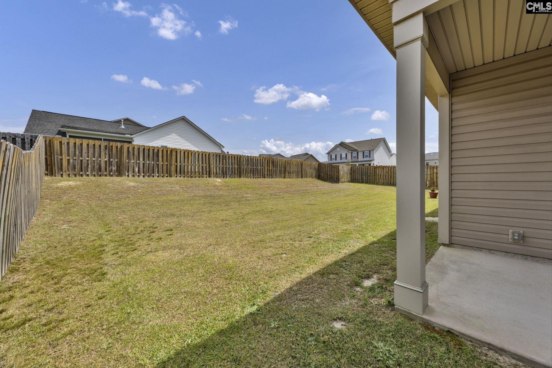 76 Texas Black Way Photo 38