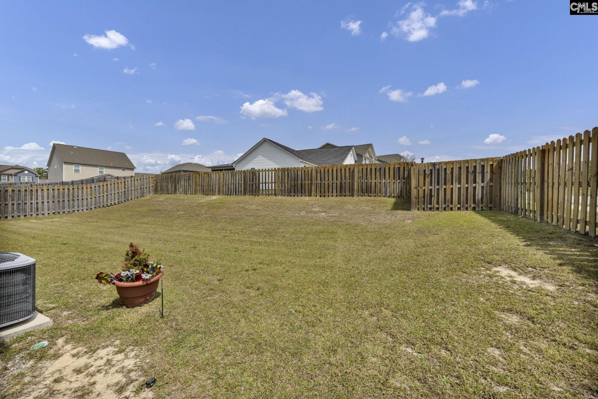 76 Texas Black Way Photo 41