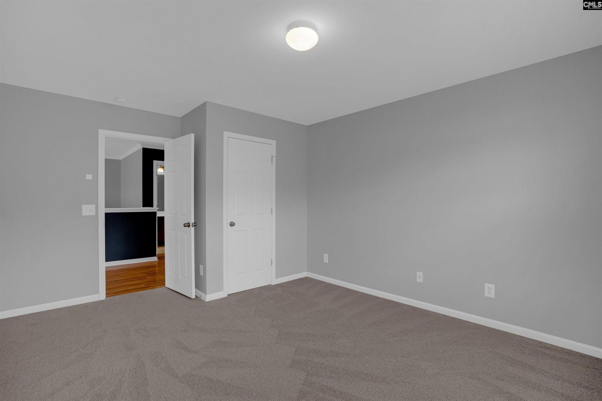 226 Ashburton Lane Photo 43
