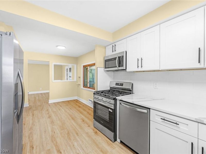 6370 Manchester Road, Parma, OH 44129 Photo 11