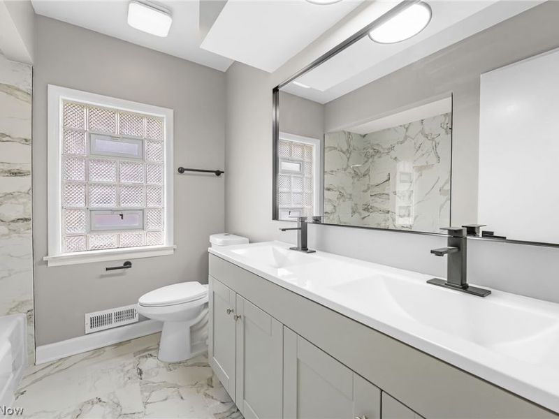 6370 Manchester Road, Parma, OH 44129 Photo 18