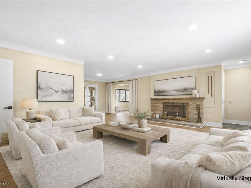 6370 Manchester Road, Parma, OH 44129 Photo 2