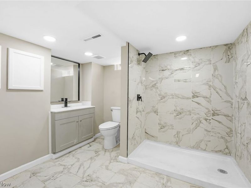 6370 Manchester Road, Parma, OH 44129 Photo 26