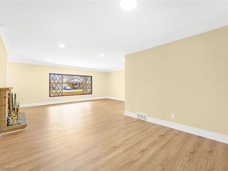 6370 Manchester Road, Parma, OH 44129 Photo 7