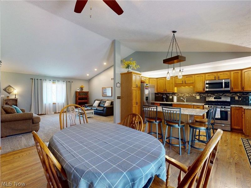 10415 Penniman Drive, Chardon, OH 44024 Photo 20