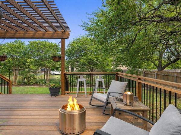 6016 Sabino DR, Spicewood, TX 78669