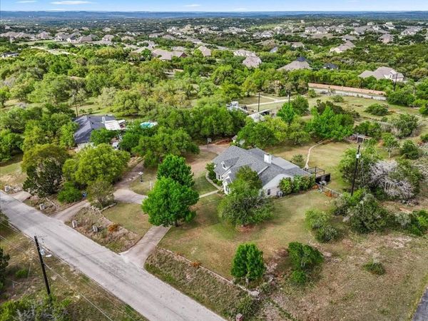 1007 Hidden Hills DR, Dripping Springs, TX 78620