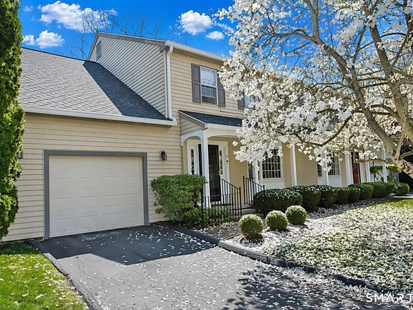 15 Cambridge, Unit 15, Madison, CT 06443