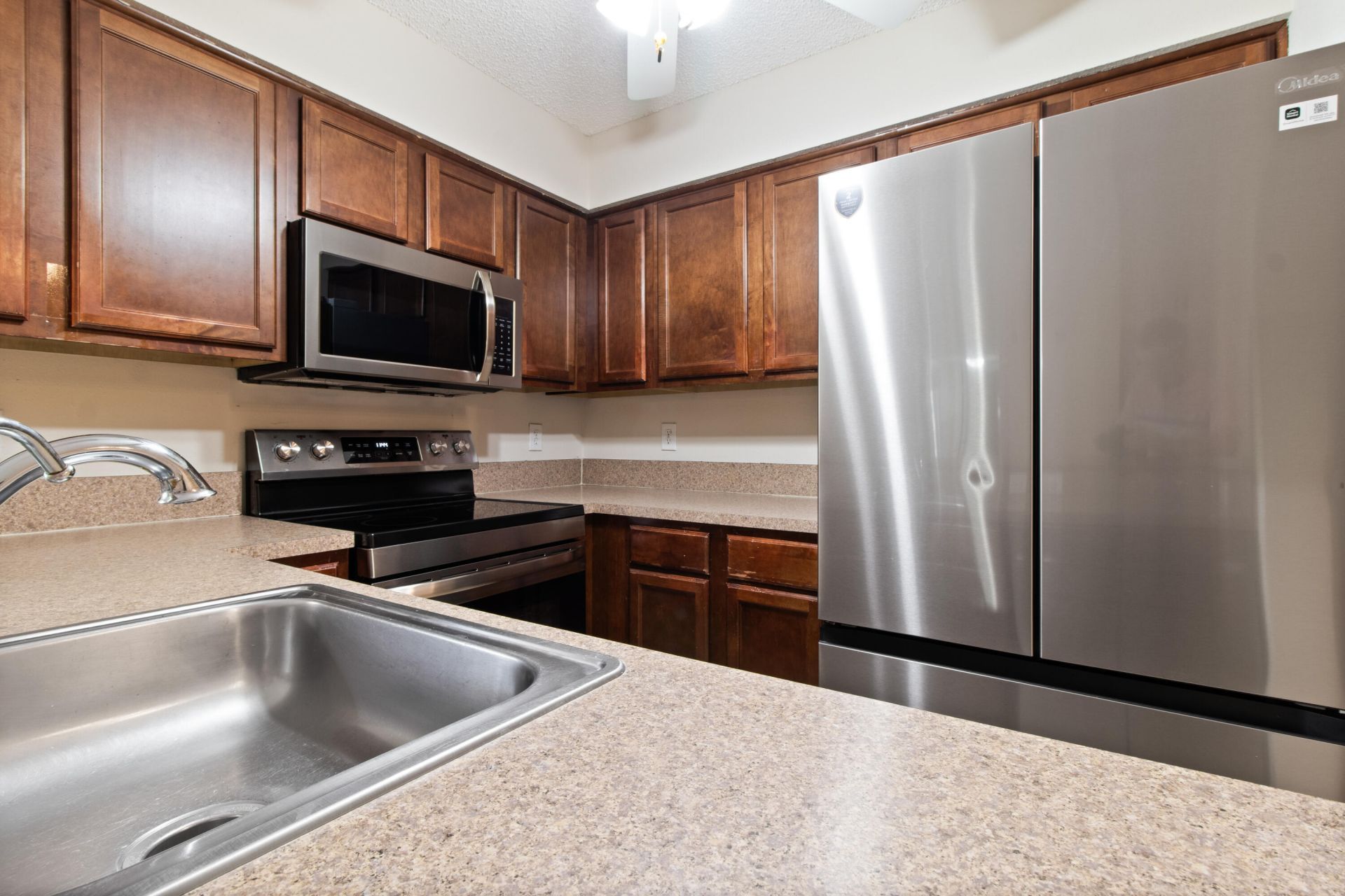 7630 Westwood Drive, Unit 302, Tamarac, FL 33321 Photo