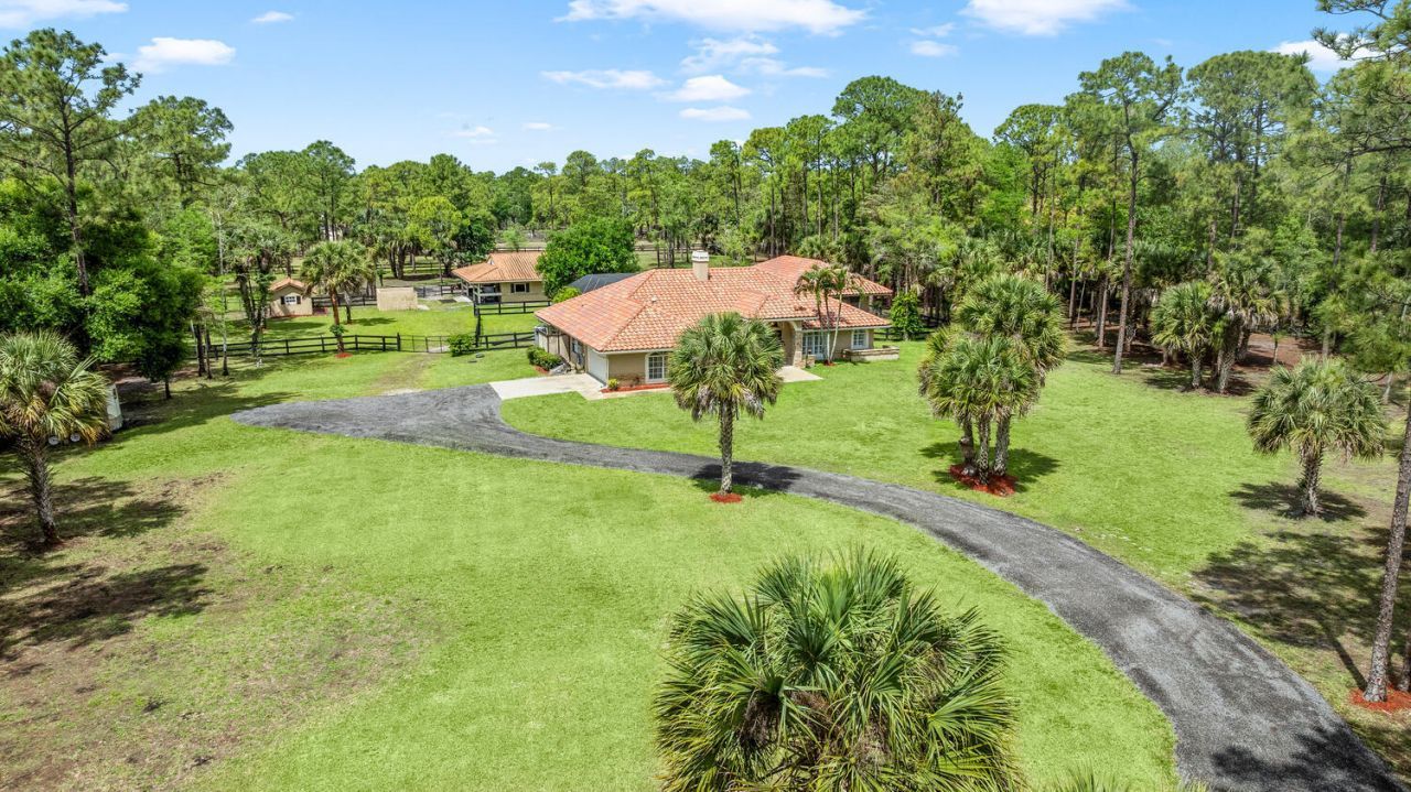 2559 Palm Deer Drive, Loxahatchee, FL 33470 Photo