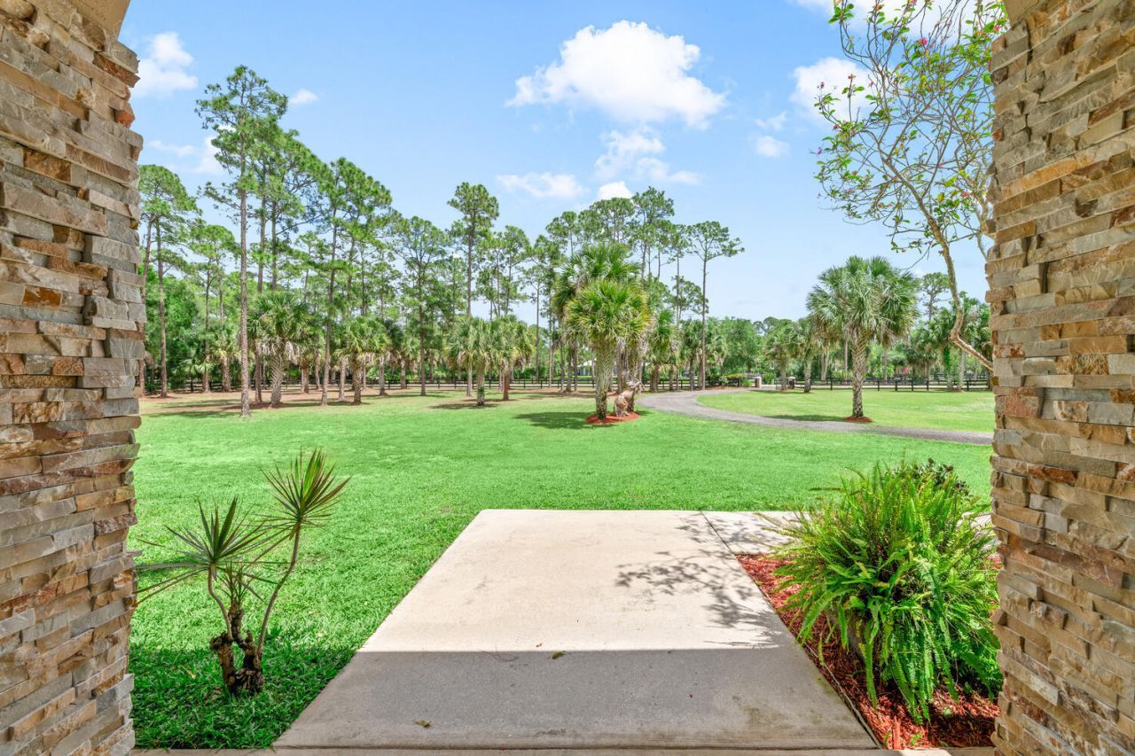 2559 Palm Deer Drive, Loxahatchee, FL 33470 Photo