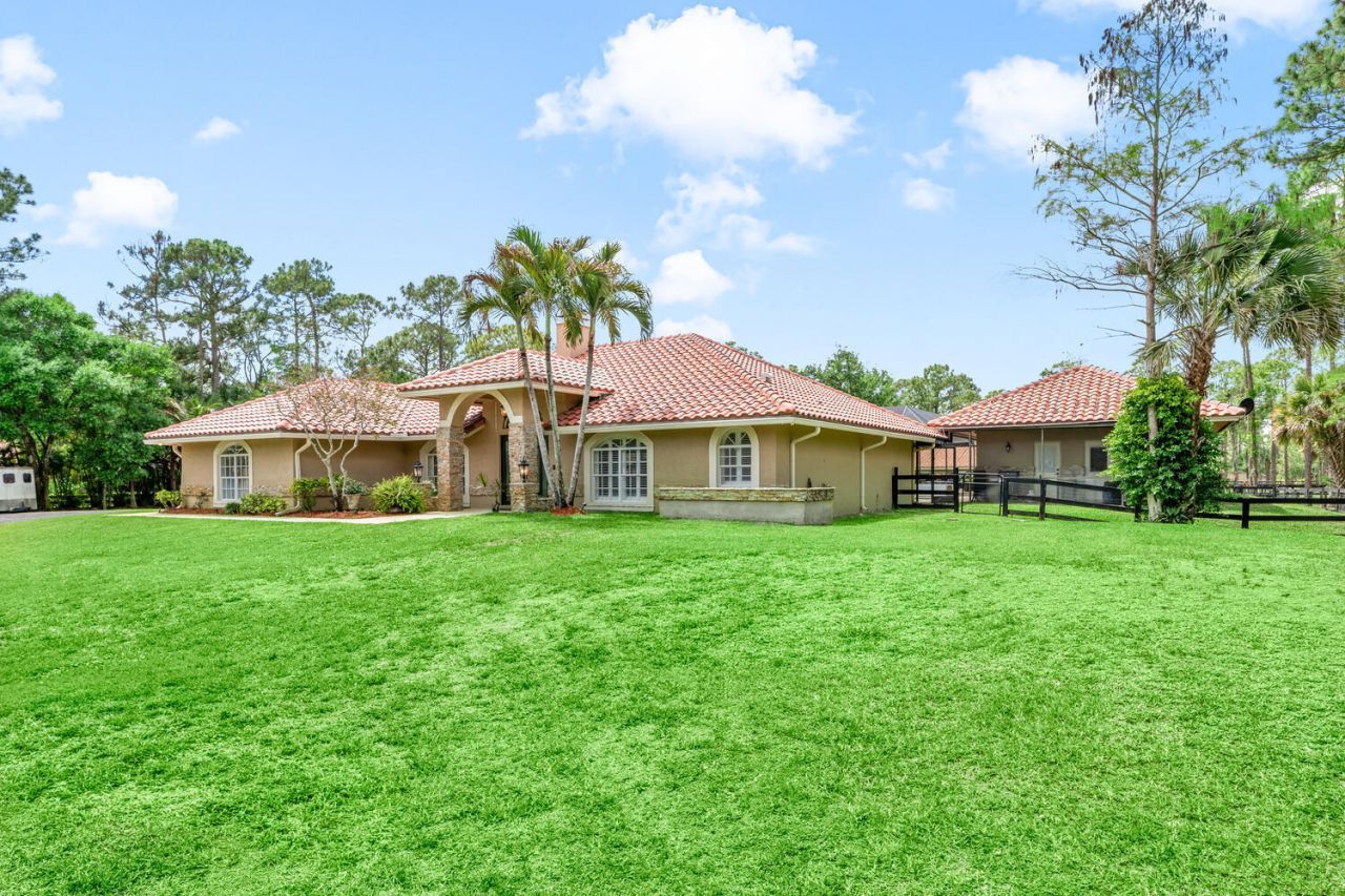 2559 Palm Deer Drive, Loxahatchee, FL 33470 Photo