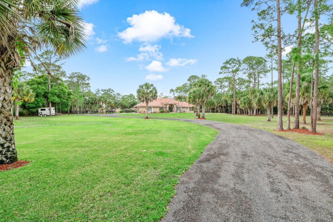 2559 Palm Deer Drive, Loxahatchee, FL 33470 Photo