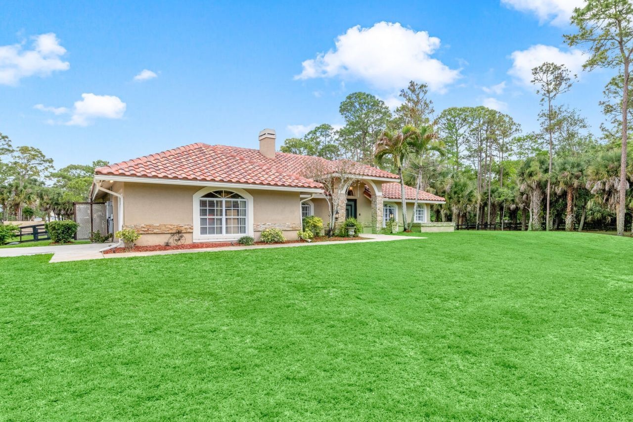 2559 Palm Deer Drive, Loxahatchee, FL 33470 Photo