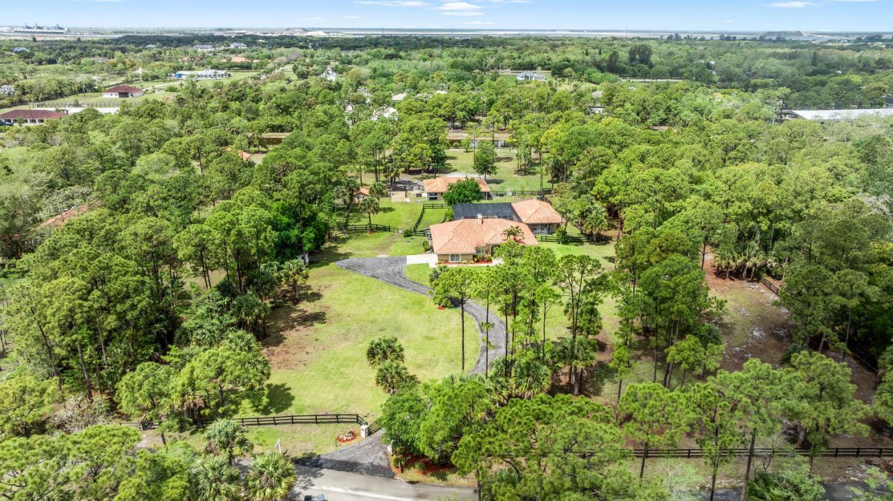 2559 Palm Deer Drive, Loxahatchee, FL 33470 Photo