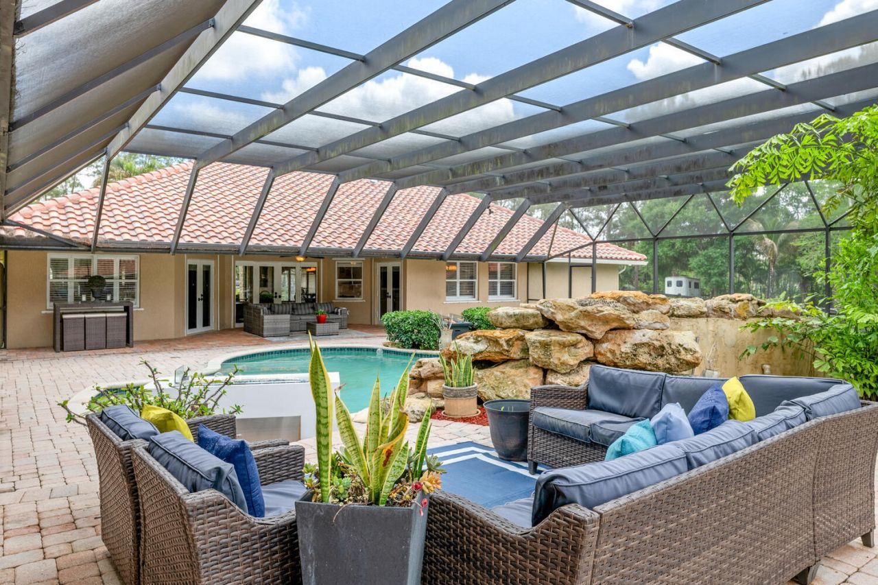 2559 Palm Deer Drive, Loxahatchee, FL 33470 Photo