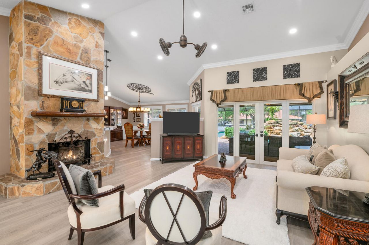 2559 Palm Deer Drive, Loxahatchee, FL 33470 Photo