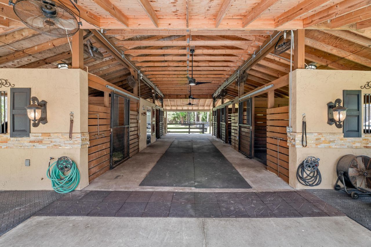 2559 Palm Deer Drive, Loxahatchee, FL 33470 Photo