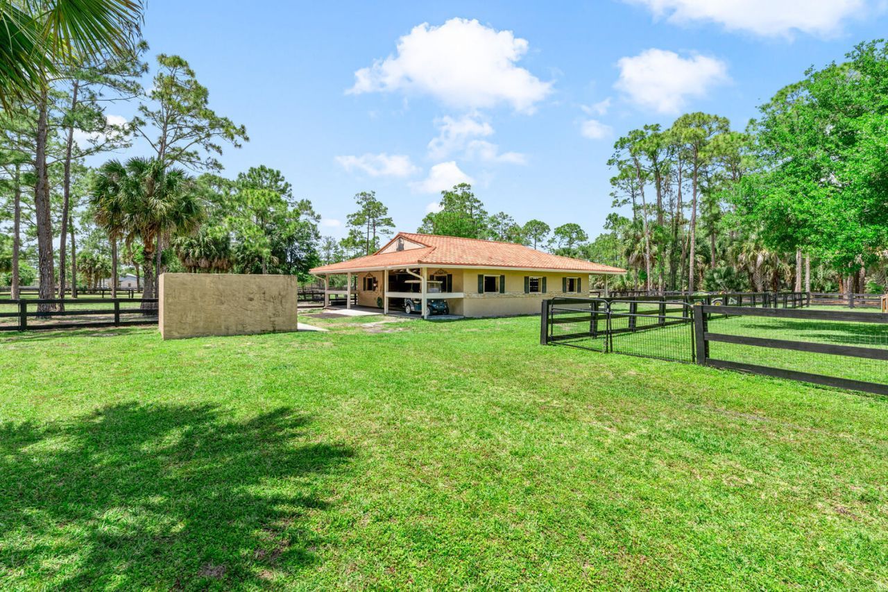 2559 Palm Deer Drive, Loxahatchee, FL 33470 Photo