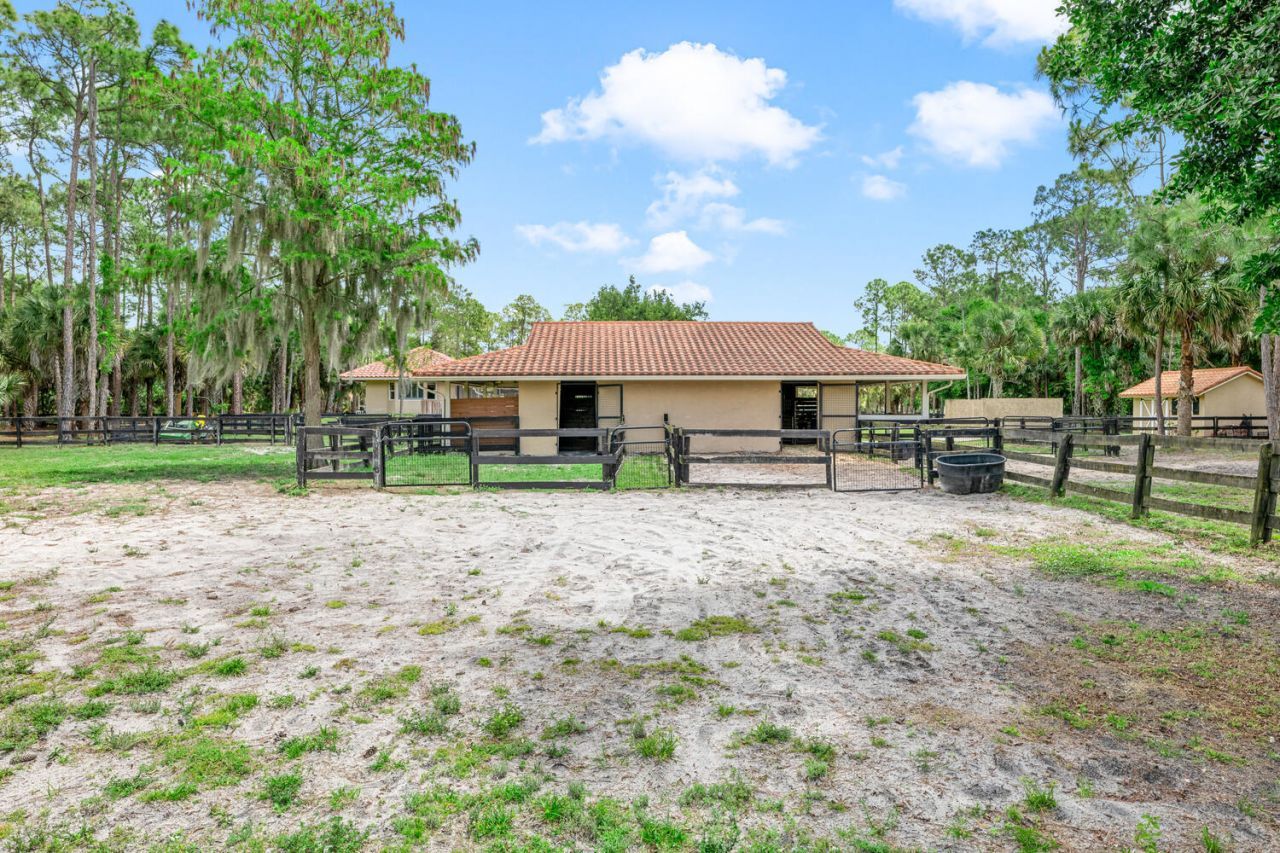 2559 Palm Deer Drive, Loxahatchee, FL 33470 Photo
