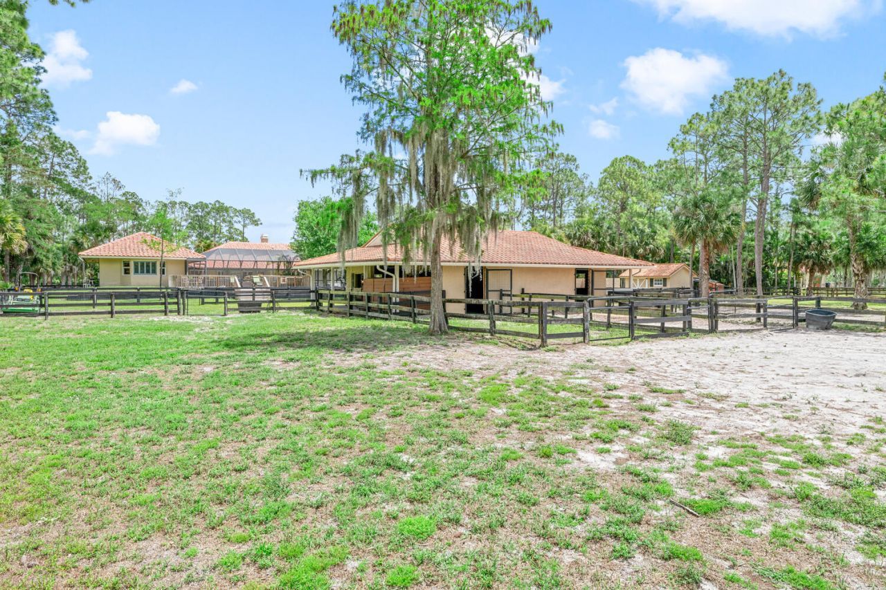 2559 Palm Deer Drive, Loxahatchee, FL 33470 Photo