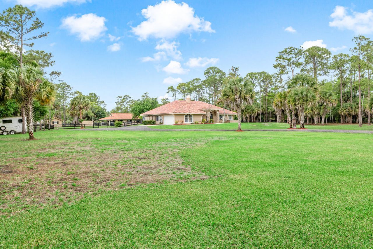 2559 Palm Deer Drive, Loxahatchee, FL 33470 Photo